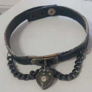 Heart chain leather choker